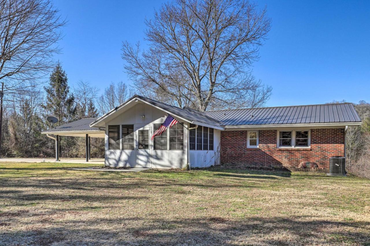 Blue Ridge Mountain Escape With Hot Tub, Grill! Villa Brevard Exterior photo